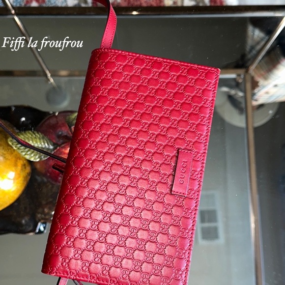 Authentic Gucci crossbody - Picture 4 of 12